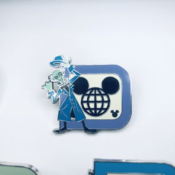 2025 Walt Disney World Hidden Disney Walt Disney World D Complete Set Of 5 Pins - Picture 9 of 12